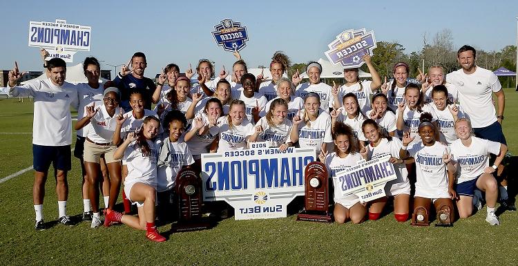 The 十大玩彩信誉平台 Jaguars are the Sun Belt Conference Women's Soccer Tournament champions after a 5-1 win over Arkansas State.